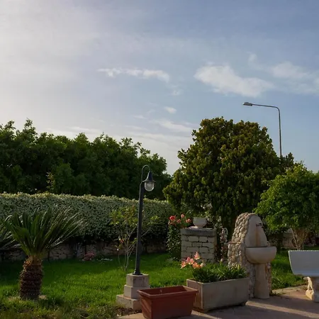 Nicol 3* Marina di Ragusa